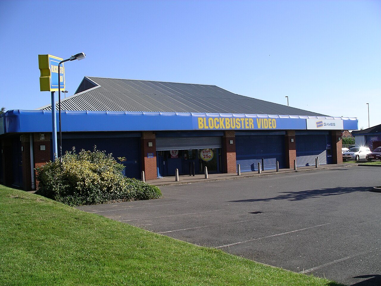 The front of a Blockbuster Video rental store