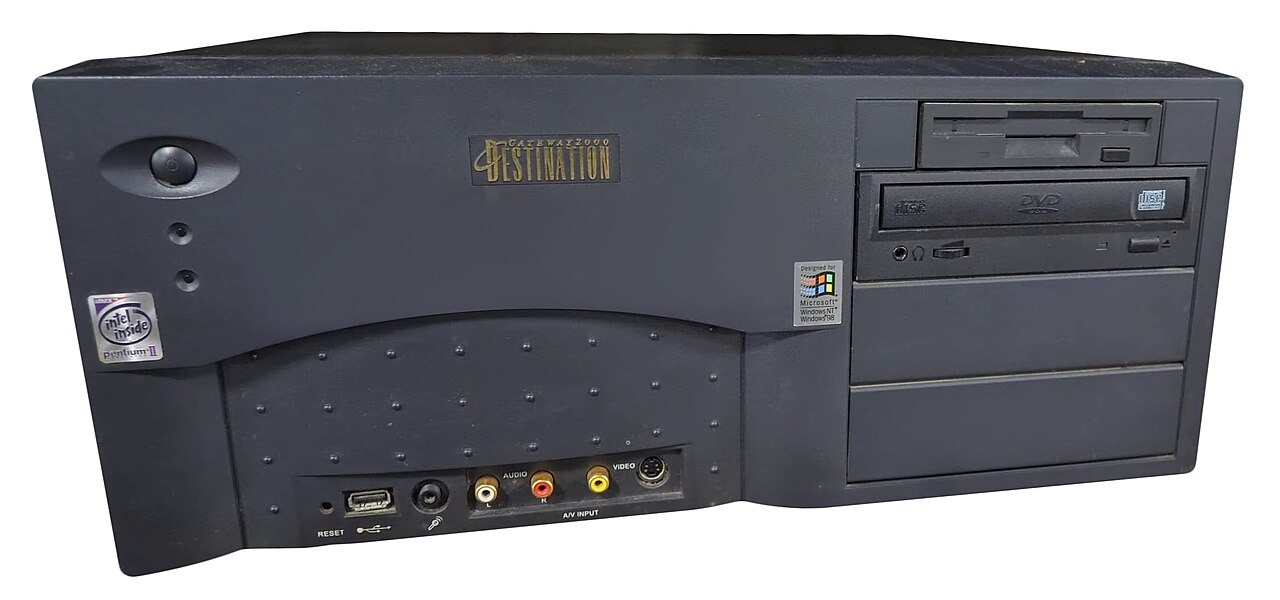 A Gateway 2000 Destination, the big-screen all-in-one PC and television Gateway launched in 1996
