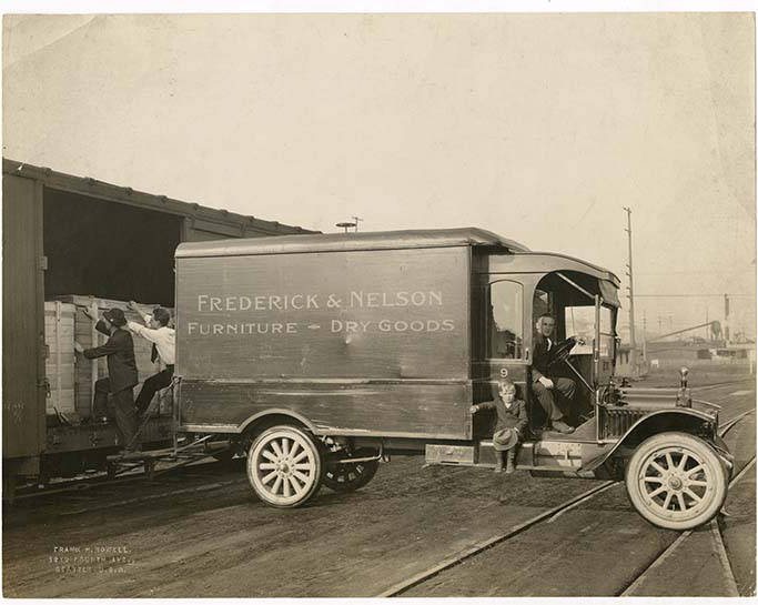 Is Webvan Still Around? The $830 Million Collapse
